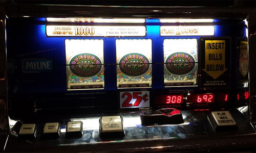 die-top-3-wein-slot-maschinen,-die-sie-in-online-casinos-finden-Casino-Spielautomat