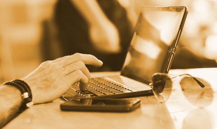 die-top-3-wein-slot-maschinen,-die-sie-in-online-casinos-finden-Laptop-eingeben